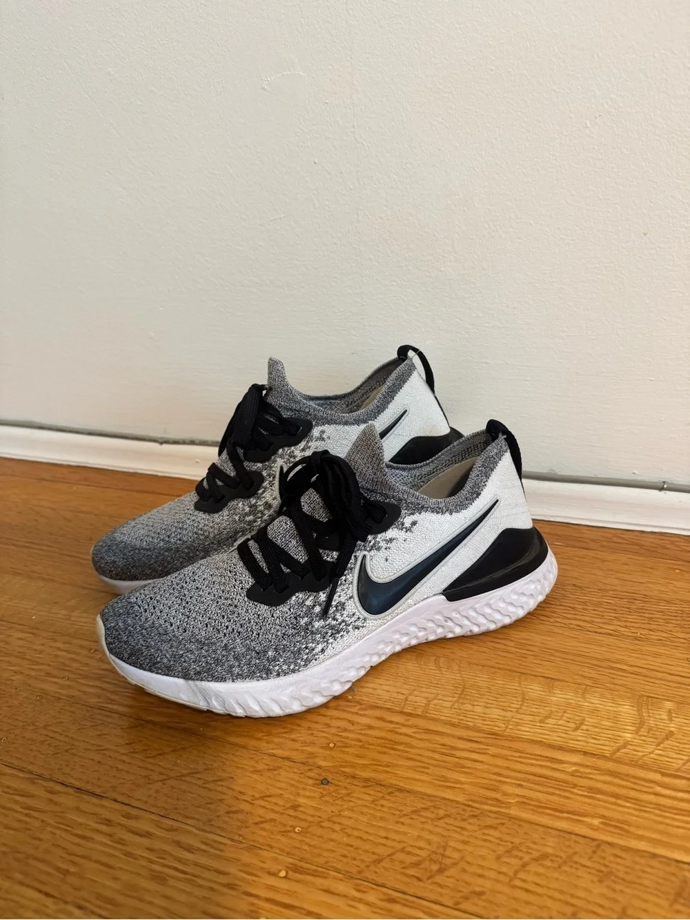 Nike React Infinity Run Flyknit. Grey and Black - Picture 3 of 4
